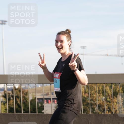 03.10.2025 - Köhlbrandbrückenlauf Jannik Wohlers http://msf.ph/oto/9066790 03.10.2025 09:28:05 Position 3 123 meine-sportfotos.de