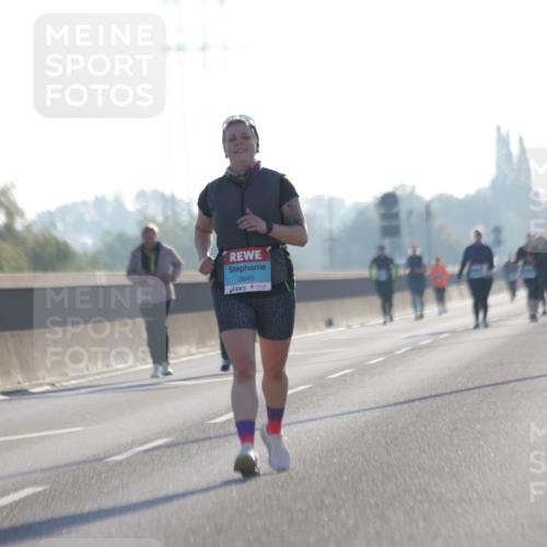 03.10.2025 - Köhlbrandbrückenlauf Jannik Wohlers http://msf.ph/oto/9066814 03.10.2025 09:28:13 Position 3 3649 meine-sportfotos.de