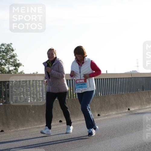 03.10.2025 - Köhlbrandbrückenlauf Jannik Wohlers http://msf.ph/oto/9066926 03.10.2025 09:28:32 Position 3 2908 meine-sportfotos.de