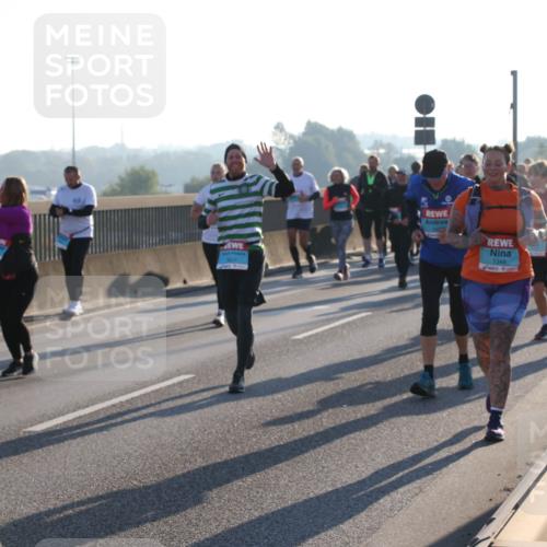 03.10.2025 - Köhlbrandbrückenlauf Lena Gebhardt http://msf.ph/oto/9066933 03.10.2025 09:23:27 Position 1 1348 meine-sportfotos.de