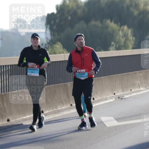 03.10.2025 - Köhlbrandbrückenlauf Jannik Wohlers http://msf.ph/oto/9067056 03.10.2025 09:28:59 Position 3 2607, 2643 meine-sportfotos.de
