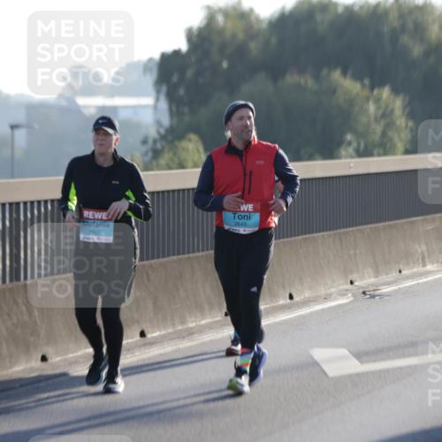03.10.2025 - Köhlbrandbrückenlauf Jannik Wohlers http://msf.ph/oto/9067063 03.10.2025 09:28:59 Position 3 2607, 2643 meine-sportfotos.de