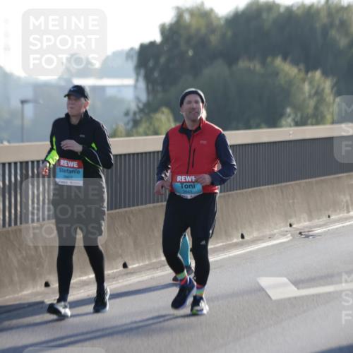 03.10.2025 - Köhlbrandbrückenlauf Jannik Wohlers http://msf.ph/oto/9067071 03.10.2025 09:28:59 Position 3 2607, 2643 meine-sportfotos.de