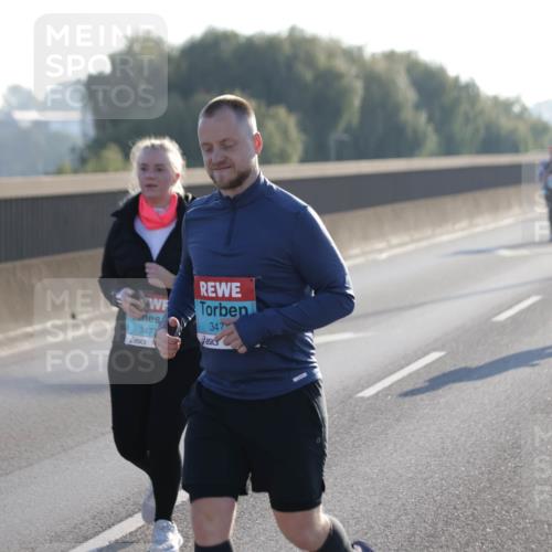 03.10.2025 - Köhlbrandbrückenlauf Jannik Wohlers http://msf.ph/oto/9067120 03.10.2025 09:29:03 Position 3 347, 3477 meine-sportfotos.de