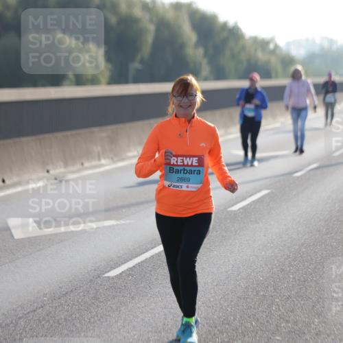 03.10.2025 - Köhlbrandbrückenlauf Jannik Wohlers http://msf.ph/oto/9067140 03.10.2025 09:29:06 Position 3 2669 meine-sportfotos.de