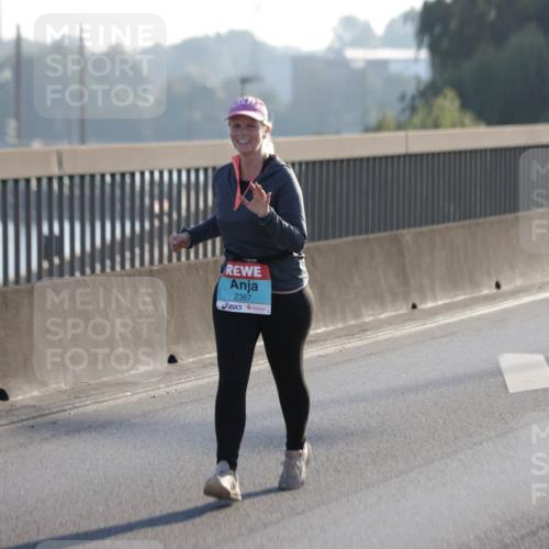 03.10.2025 - Köhlbrandbrückenlauf Jannik Wohlers http://msf.ph/oto/9067184 03.10.2025 09:29:24 Position 3 2367 meine-sportfotos.de