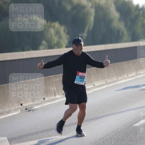 03.10.2025 - Köhlbrandbrückenlauf Jannik Wohlers http://msf.ph/oto/9067229 03.10.2025 09:29:34 Position 3 2360 meine-sportfotos.de