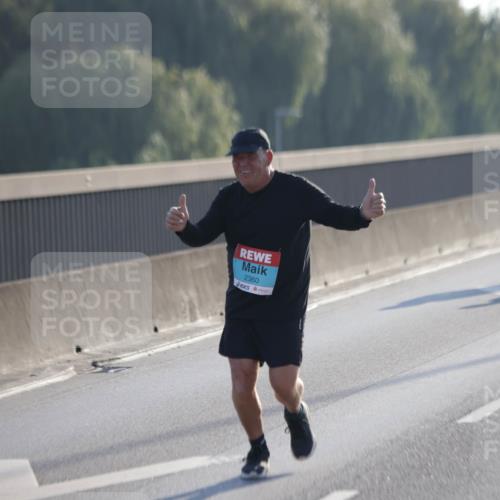 03.10.2025 - Köhlbrandbrückenlauf Jannik Wohlers http://msf.ph/oto/9067247 03.10.2025 09:29:34 Position 3 2360 meine-sportfotos.de