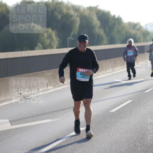 03.10.2025 - Köhlbrandbrückenlauf Jannik Wohlers http://msf.ph/oto/9067261 03.10.2025 09:29:35 Position 3 2360 meine-sportfotos.de
