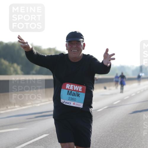 03.10.2025 - Köhlbrandbrückenlauf Jannik Wohlers http://msf.ph/oto/9067287 03.10.2025 09:29:38 Position 3 2360 meine-sportfotos.de