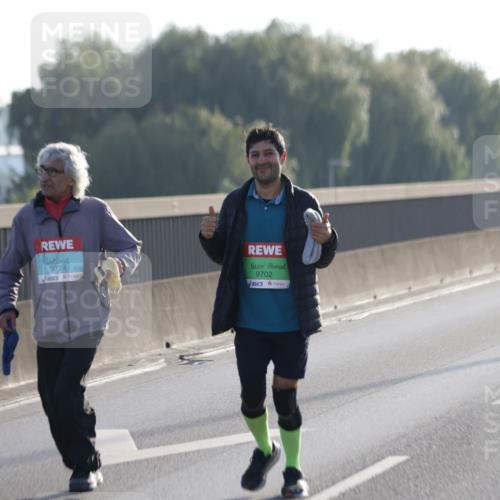 03.10.2025 - Köhlbrandbrückenlauf Jannik Wohlers http://msf.ph/oto/9067353 03.10.2025 09:29:44 Position 3 3774, 9702 meine-sportfotos.de