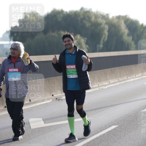 03.10.2025 - Köhlbrandbrückenlauf Jannik Wohlers http://msf.ph/oto/9067366 03.10.2025 09:29:44 Position 3 3774, 9702 meine-sportfotos.de