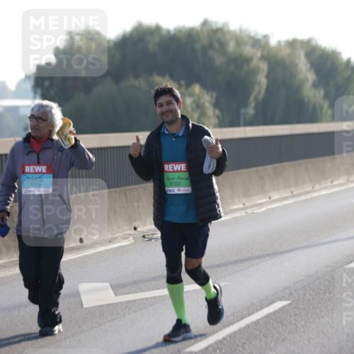 03.10.2025 - Köhlbrandbrückenlauf Jannik Wohlers http://msf.ph/oto/9067369 03.10.2025 09:29:44 Position 3 3774, 9702 meine-sportfotos.de