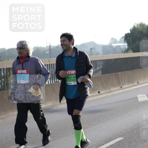 03.10.2025 - Köhlbrandbrückenlauf Jannik Wohlers http://msf.ph/oto/9067428 03.10.2025 09:29:47 Position 3 3774, 9702 meine-sportfotos.de