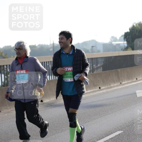 03.10.2025 - Köhlbrandbrückenlauf Jannik Wohlers http://msf.ph/oto/9067433 03.10.2025 09:29:47 Position 3 3774, 9702 meine-sportfotos.de