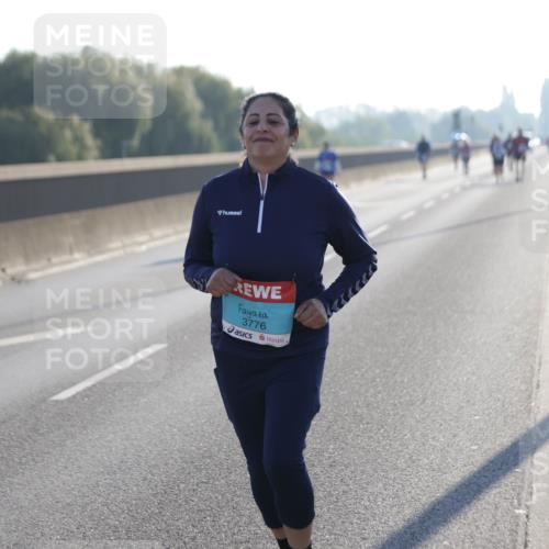 03.10.2025 - Köhlbrandbrückenlauf Jannik Wohlers http://msf.ph/oto/9067453 03.10.2025 09:29:48 Position 3 3776 meine-sportfotos.de