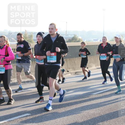 03.10.2025 - Köhlbrandbrückenlauf Lena Gebhardt http://msf.ph/oto/9067525 03.10.2025 09:23:50 Position 1 1509, 2097, 2016, 1778, 1821 meine-sportfotos.de