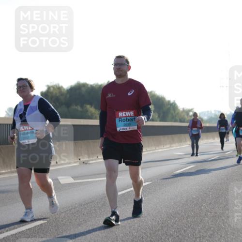 03.10.2025 - Köhlbrandbrückenlauf Jannik Wohlers http://msf.ph/oto/9067595 03.10.2025 09:30:15 Position 3 2650, 2639 meine-sportfotos.de