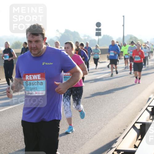 03.10.2025 - Köhlbrandbrückenlauf Lena Gebhardt http://msf.ph/oto/9067639 03.10.2025 09:23:53 Position 1 3483 meine-sportfotos.de