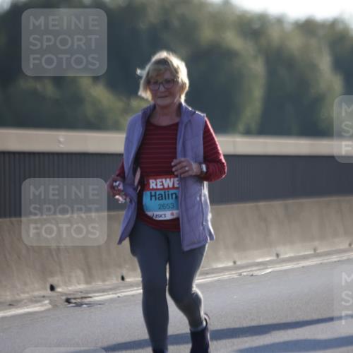 03.10.2025 - Köhlbrandbrückenlauf Jannik Wohlers http://msf.ph/oto/9067648 03.10.2025 09:30:22 Position 3 2653, 249 meine-sportfotos.de