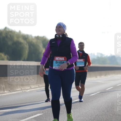 03.10.2025 - Köhlbrandbrückenlauf Jannik Wohlers http://msf.ph/oto/9067652 03.10.2025 09:30:23 Position 3 35, 2653 meine-sportfotos.de