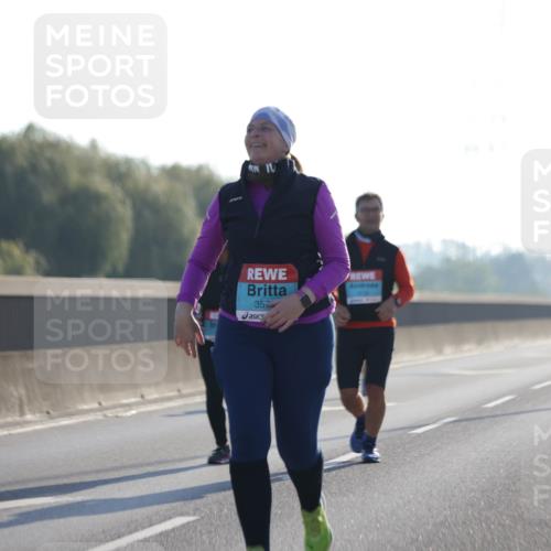 03.10.2025 - Köhlbrandbrückenlauf Jannik Wohlers http://msf.ph/oto/9067656 03.10.2025 09:30:23 Position 3 2653, 35 meine-sportfotos.de