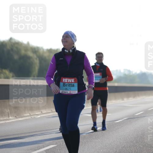 03.10.2025 - Köhlbrandbrückenlauf Jannik Wohlers http://msf.ph/oto/9067672 03.10.2025 09:30:23 Position 3 2653, 3575 meine-sportfotos.de