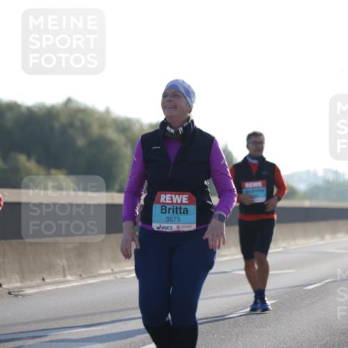 03.10.2025 - Köhlbrandbrückenlauf Jannik Wohlers http://msf.ph/oto/9067689 03.10.2025 09:30:23 Position 3 2653, 3575 meine-sportfotos.de