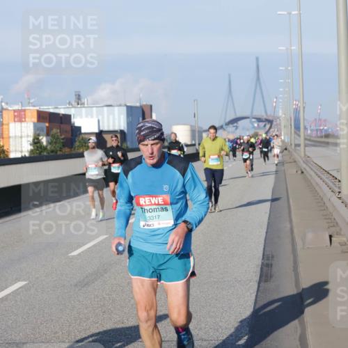 03.10.2025 - Köhlbrandbrückenlauf Jannik Wohlers http://msf.ph/oto/9067864 03.10.2025 09:47:02 Position 3 3317 meine-sportfotos.de