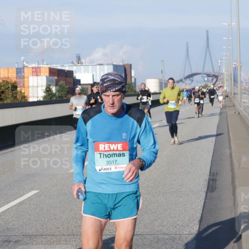 03.10.2025 - Köhlbrandbrückenlauf Jannik Wohlers http://msf.ph/oto/9067885 03.10.2025 09:47:03 Position 3 3317 meine-sportfotos.de