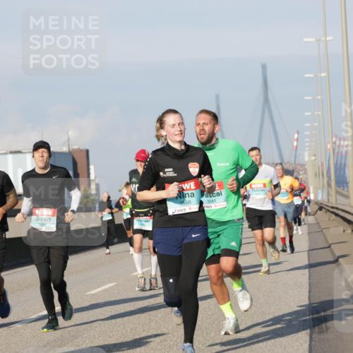 03.10.2025 - Köhlbrandbrückenlauf Jannik Wohlers http://msf.ph/oto/9068062 03.10.2025 09:47:34 Position 3 1194, 1043, 3568, 3041 meine-sportfotos.de