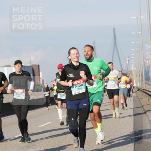 03.10.2025 - Köhlbrandbrückenlauf Jannik Wohlers http://msf.ph/oto/9068064 03.10.2025 09:47:34 Position 3 1194, 1043, 3568 meine-sportfotos.de