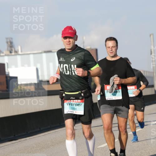 03.10.2025 - Köhlbrandbrückenlauf Jannik Wohlers http://msf.ph/oto/9068114 03.10.2025 09:47:37 Position 3 3264, 1226, 1146, 3790 meine-sportfotos.de