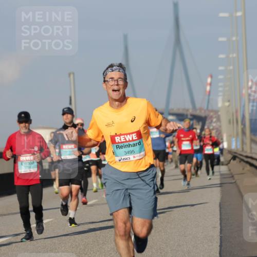 03.10.2025 - Köhlbrandbrückenlauf Jannik Wohlers http://msf.ph/oto/9068186 03.10.2025 09:47:40 Position 3 3495 meine-sportfotos.de