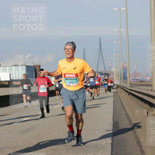 03.10.2025 - Köhlbrandbrückenlauf Jannik Wohlers http://msf.ph/oto/9068234 03.10.2025 09:47:41 Position 3 3495 meine-sportfotos.de