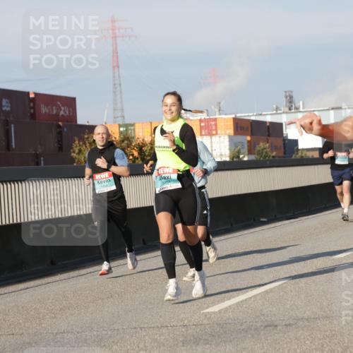 03.10.2025 - Köhlbrandbrückenlauf Jannik Wohlers http://msf.ph/oto/9068240 03.10.2025 09:47:42 Position 3 1468, 3495 meine-sportfotos.de