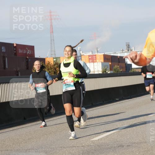 03.10.2025 - Köhlbrandbrückenlauf Jannik Wohlers http://msf.ph/oto/9068247 03.10.2025 09:47:42 Position 3 14, 1468, 3454, 3495 meine-sportfotos.de