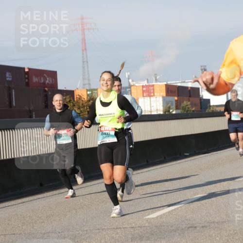 03.10.2025 - Köhlbrandbrückenlauf Jannik Wohlers http://msf.ph/oto/9068251 03.10.2025 09:47:43 Position 3 800, 3454, 3495 meine-sportfotos.de