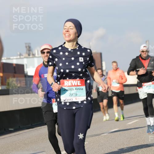 03.10.2025 - Köhlbrandbrückenlauf Jannik Wohlers http://msf.ph/oto/9068324 03.10.2025 09:47:46 Position 3 2979 meine-sportfotos.de