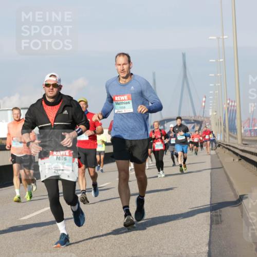 03.10.2025 - Köhlbrandbrückenlauf Jannik Wohlers http://msf.ph/oto/9068394 03.10.2025 09:47:49 Position 3 1130, 1058 meine-sportfotos.de