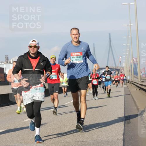 03.10.2025 - Köhlbrandbrückenlauf Jannik Wohlers http://msf.ph/oto/9068416 03.10.2025 09:47:50 Position 3 1130, 1058 meine-sportfotos.de