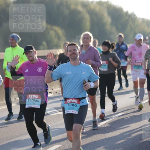 03.10.2025 - Köhlbrandbrückenlauf Jannik Wohlers http://msf.ph/oto/9068417 03.10.2025 09:16:25 Position 3 3802, 8, 03, 10, 2015, 1188, 2732, 1516 meine-sportfotos.de
