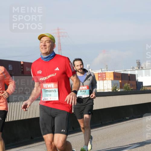 03.10.2025 - Köhlbrandbrückenlauf Jannik Wohlers http://msf.ph/oto/9068448 03.10.2025 09:47:53 Position 3 1292, 1219, 1380 meine-sportfotos.de