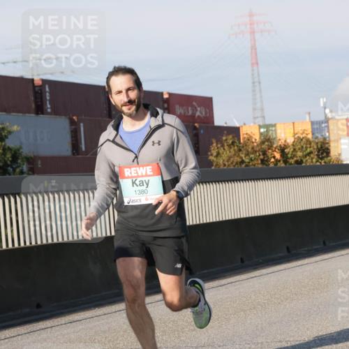 03.10.2025 - Köhlbrandbrückenlauf Jannik Wohlers http://msf.ph/oto/9068509 03.10.2025 09:47:54 Position 3 1380 meine-sportfotos.de