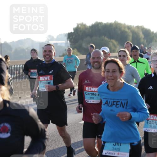03.10.2025 - Köhlbrandbrückenlauf Jannik Wohlers http://msf.ph/oto/9068539 03.10.2025 09:16:29 Position 3 1191, 3425, 3516 meine-sportfotos.de