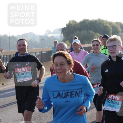 03.10.2025 - Köhlbrandbrückenlauf Jannik Wohlers http://msf.ph/oto/9068555 03.10.2025 09:16:29 Position 3 1227, 1181, 23, 3516, 2800 meine-sportfotos.de