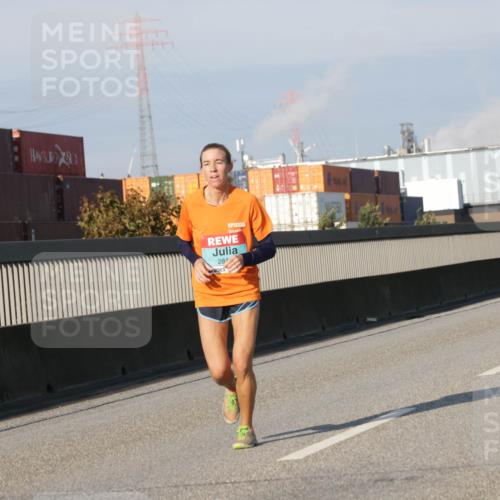 03.10.2025 - Köhlbrandbrückenlauf Jannik Wohlers http://msf.ph/oto/9068742 03.10.2025 09:48:03 Position 3 28, 2901 meine-sportfotos.de