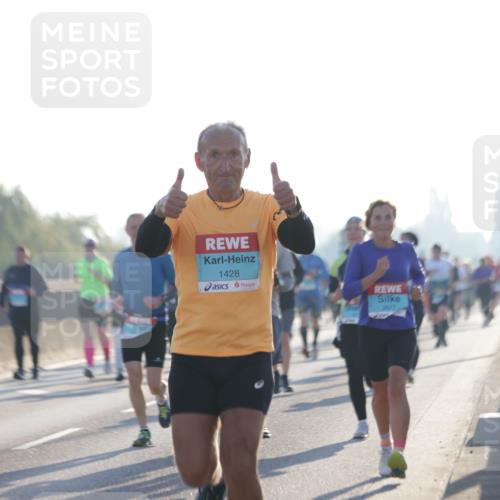 03.10.2025 - Köhlbrandbrückenlauf Jannik Wohlers http://msf.ph/oto/9068789 03.10.2025 09:16:42 Position 3 2814, 1428, 2677 meine-sportfotos.de