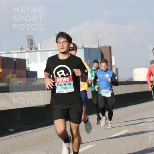 03.10.2025 - Köhlbrandbrückenlauf Jannik Wohlers http://msf.ph/oto/9068809 03.10.2025 09:48:05 Position 3 2901, 1165 meine-sportfotos.de
