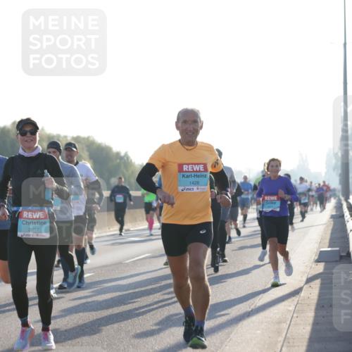 03.10.2025 - Köhlbrandbrückenlauf Jannik Wohlers http://msf.ph/oto/9068824 03.10.2025 09:16:42 Position 3 3710, 2814, 1428 meine-sportfotos.de